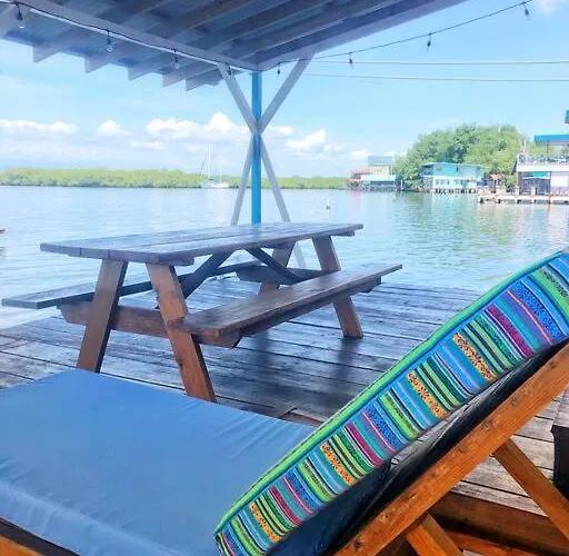 Oceanfront, Quiete And Convenient Location