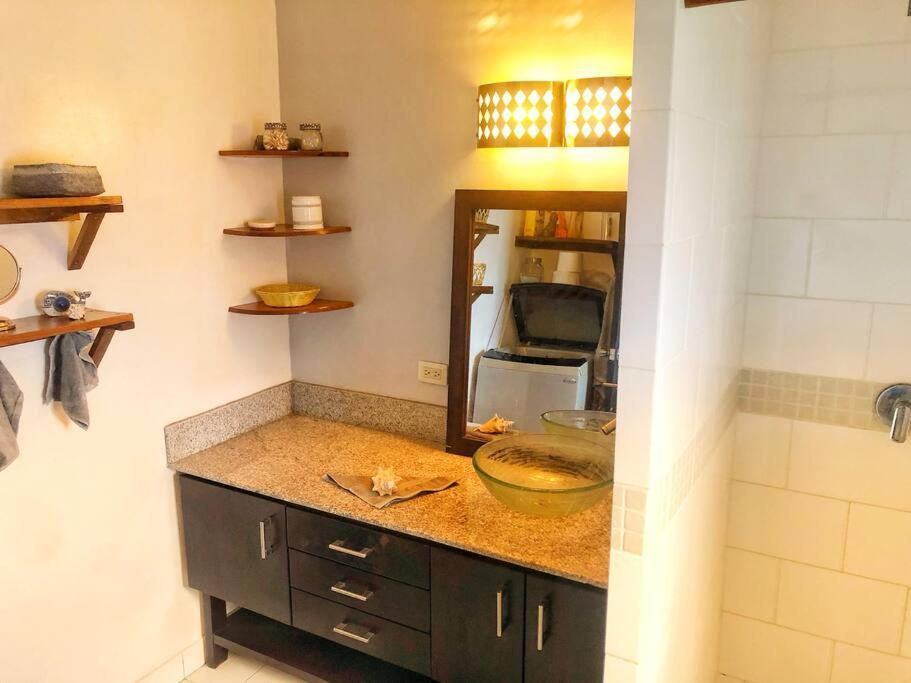 Oceanfront, Quiete And Convenient Location